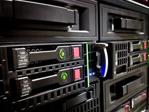 Детальная картинка Сервер HP SpB BL460c Gen8 E5-v2 10Gb FLB CTO Blade Special Bundle (735151-B21) (TCG093956) в магазине "АйТиАйСИ" в Ростове на Дону | itic.ru Сервер HP SpB BL460c Gen8 E5-v2 10Gb FLB CTO Blade Special Bundle (735151-B21) (TCG093956) в магазине "АйТиАйСИ" в Ростове на Дону | itic.ru